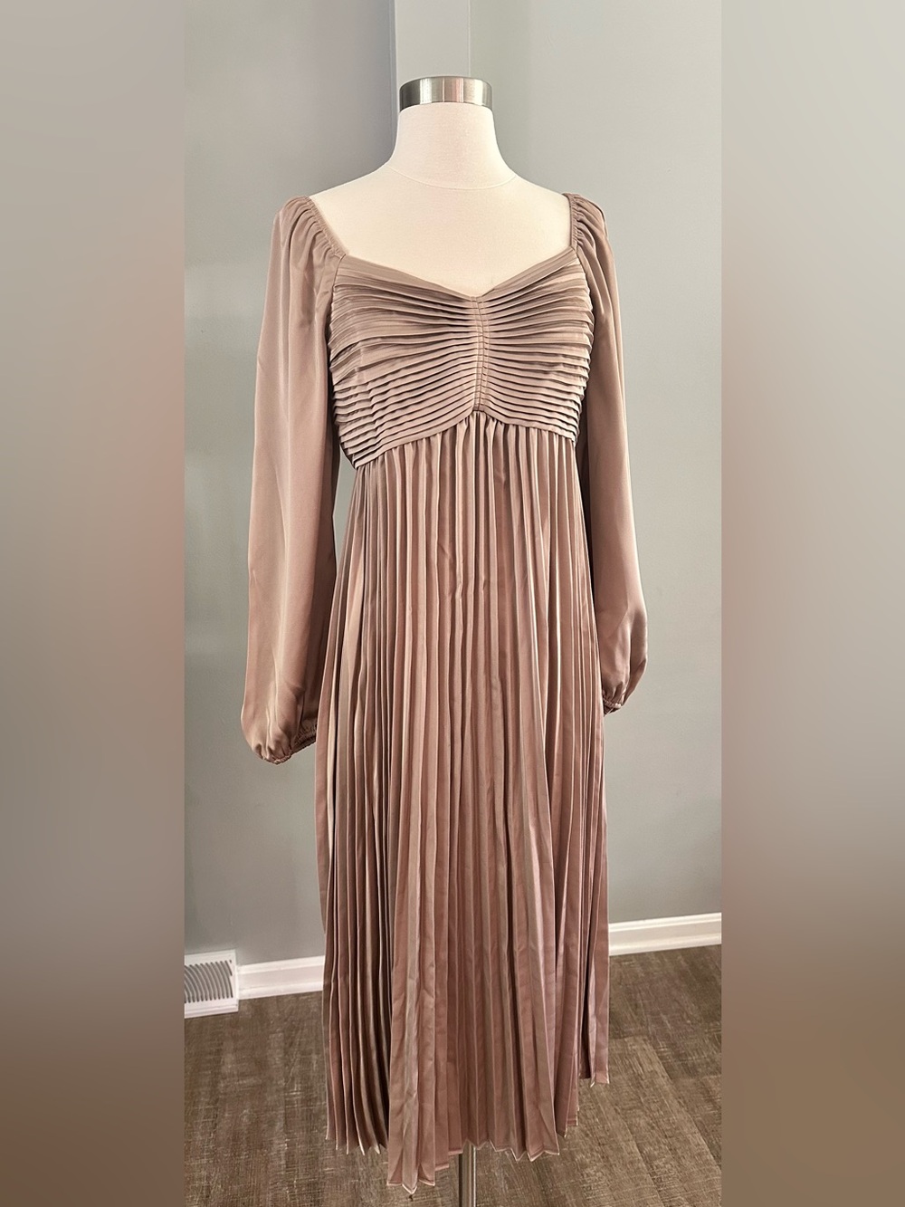 Pleated Long-Sleeve Maxi Dress in Mauve Taupe